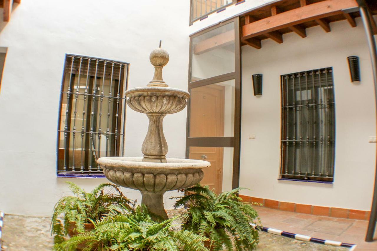 Calle Santa Marina 6 Севиля Екстериор снимка